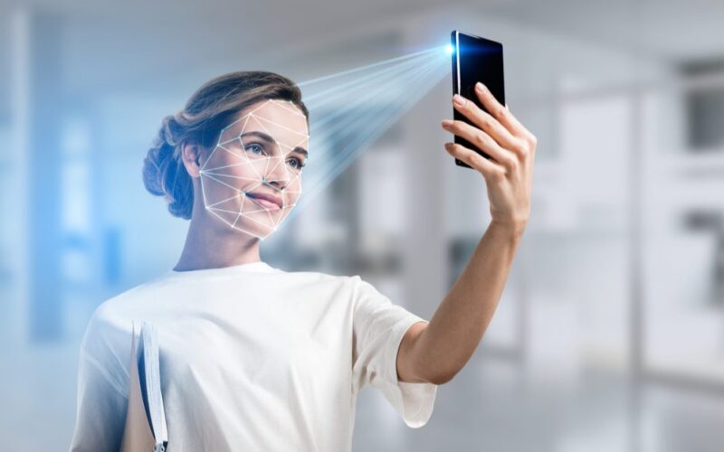 Online Face Recognition